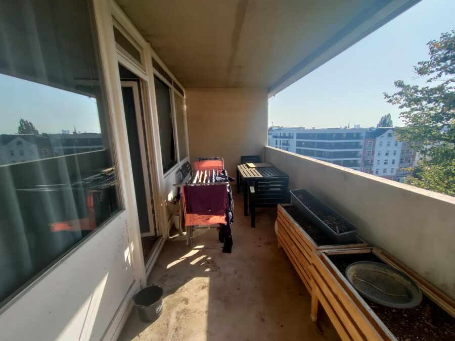 Wohnung mit Weitblick Richtung City - Balkon