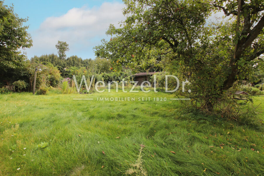 Charmantes Endreihenhaus mit Potenzial in ruhiger Lage von Lübeck/Kücknitz - Garten