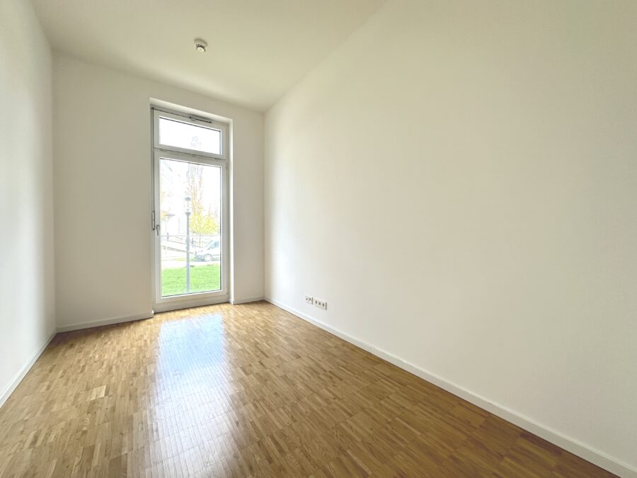 Großzügige 3 Zimmer Wohnung mit separater Küche & Terrasse zur Sonnenseite! - Arbeits- / Kinderzimmer