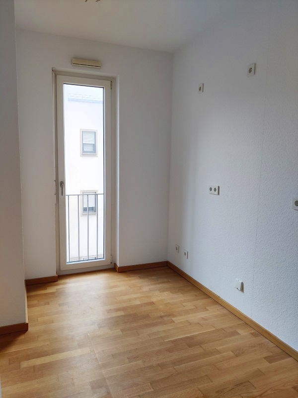 Gemütliche 2 Zimmerwohnung mit Balkon - Offene Küche