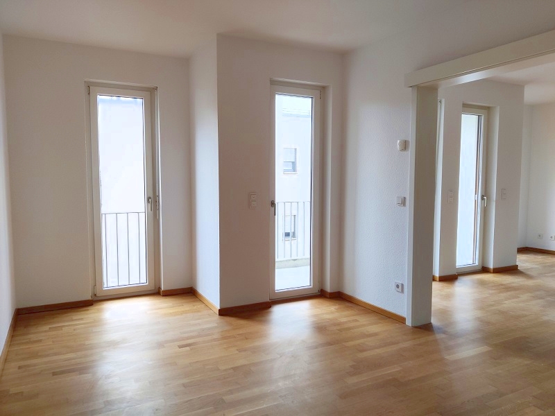 Gemütliche 2 Zimmerwohnung mit Balkon - Schlafzimmer