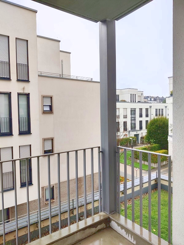 Gemütliche 2 Zimmerwohnung mit Balkon - Balkon