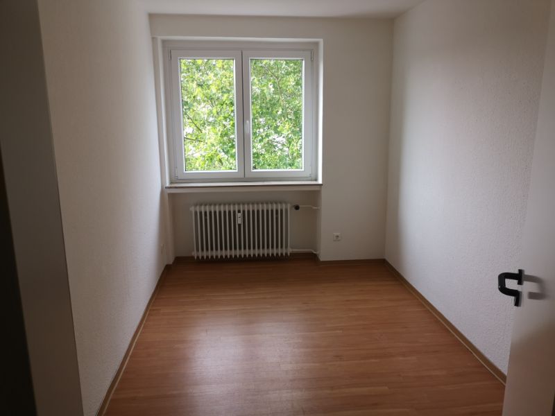 Helle 3 Zimmer Wohnung in ruhiger Seitenstraße - Zimmer1