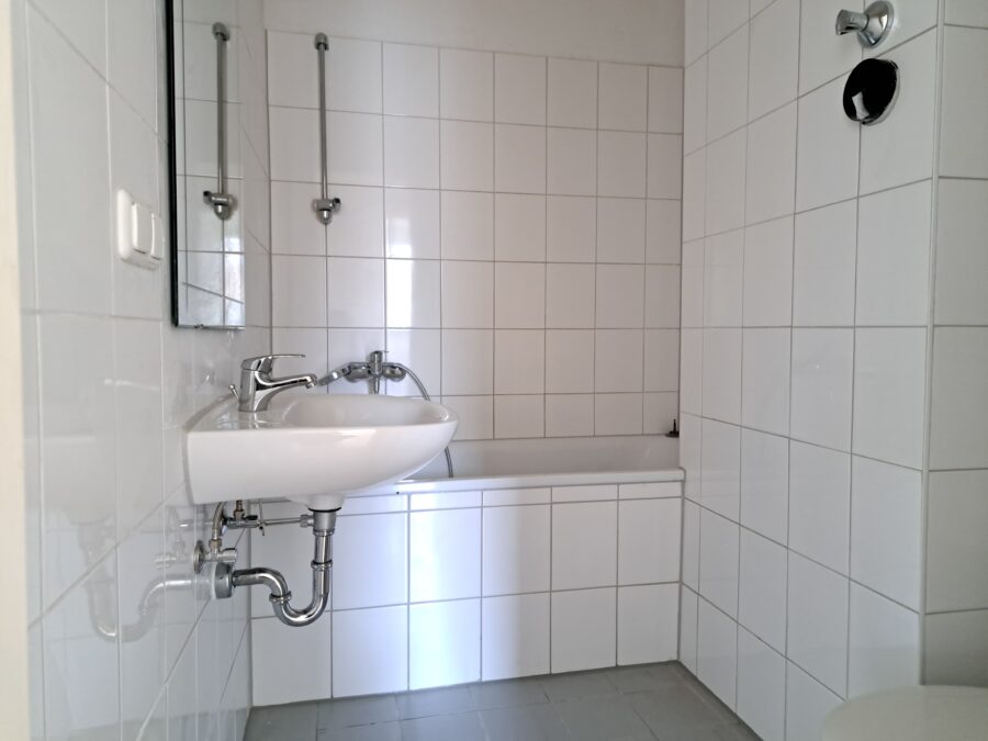 Ideale Single- oder Pärchenwohnung - Beispiel Badezimmer