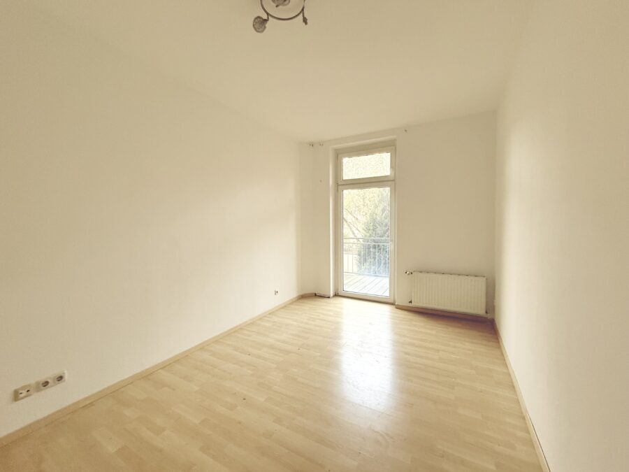 Tolle 2 ZKBB in Wiesbaden-Biebrich - Schalfzimmer