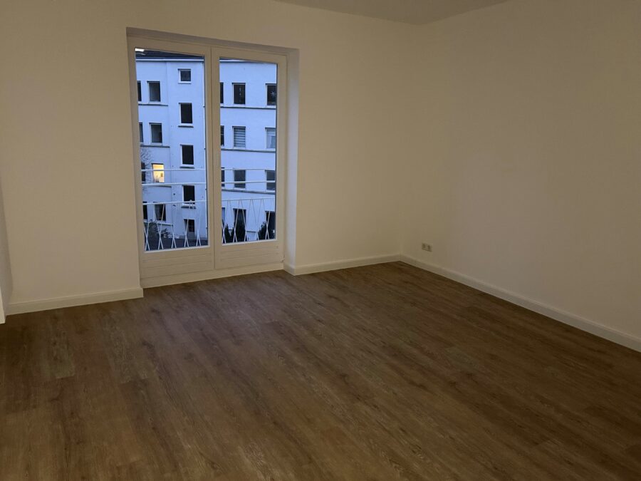 Moderne Pärchen- oder Familienwohnung mit Balkon - Schlafzimmer