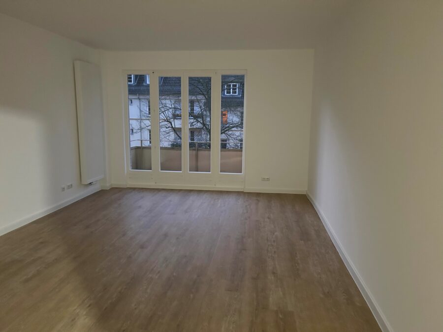 Moderne Pärchen- oder Familienwohnung mit Balkon - Wohnzimmer