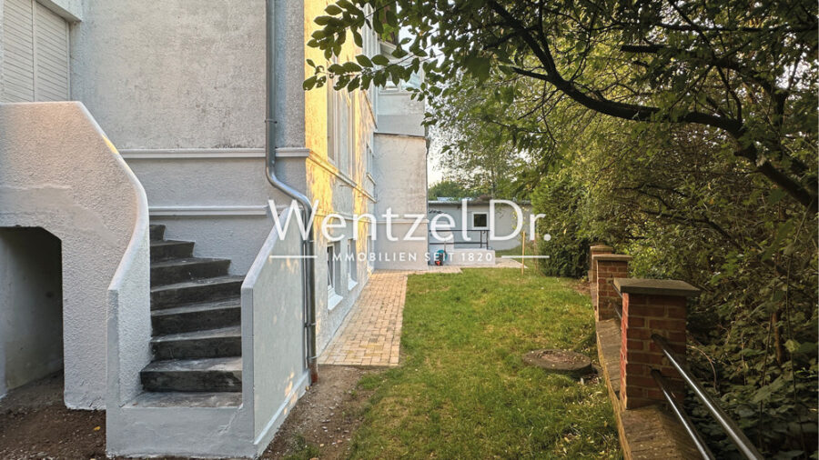 Landhaus in Rotenhahn/Rumohr an der B4 mit viel Platz und weiterem Ausbaupotential im Dachgeschoss - Außenansicht