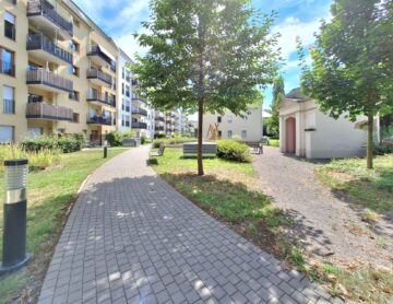 Zentrale Lage, grüner Ausblick: 4-Zimmer-Wohnung zum Wohlfühlen, 04109 Leipzig, Etagenwohnung