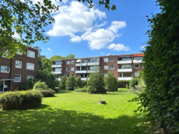 Erstbezug nach Sanierung – Schöne Familienwohnung in Fuhlsbüttel, 22339 Hamburg, Etagenwohnung