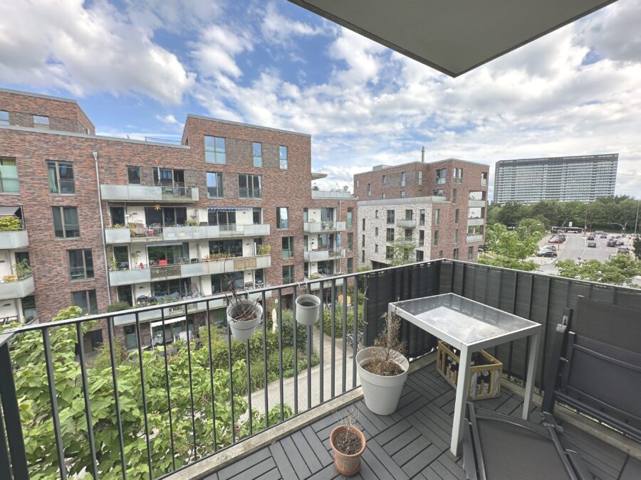 Top geschnittene 4 Zimmer Wohnung mit zwei Balkonen! - Balkon 1