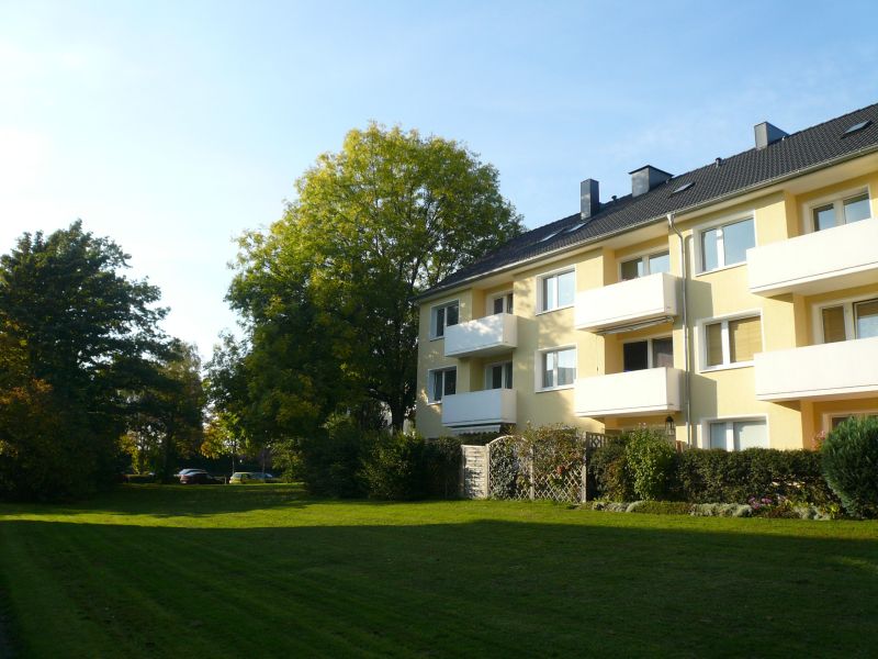 Platz für die ganze Familie - Tolle Wohnung in grüner Umgebung - Außenansicht