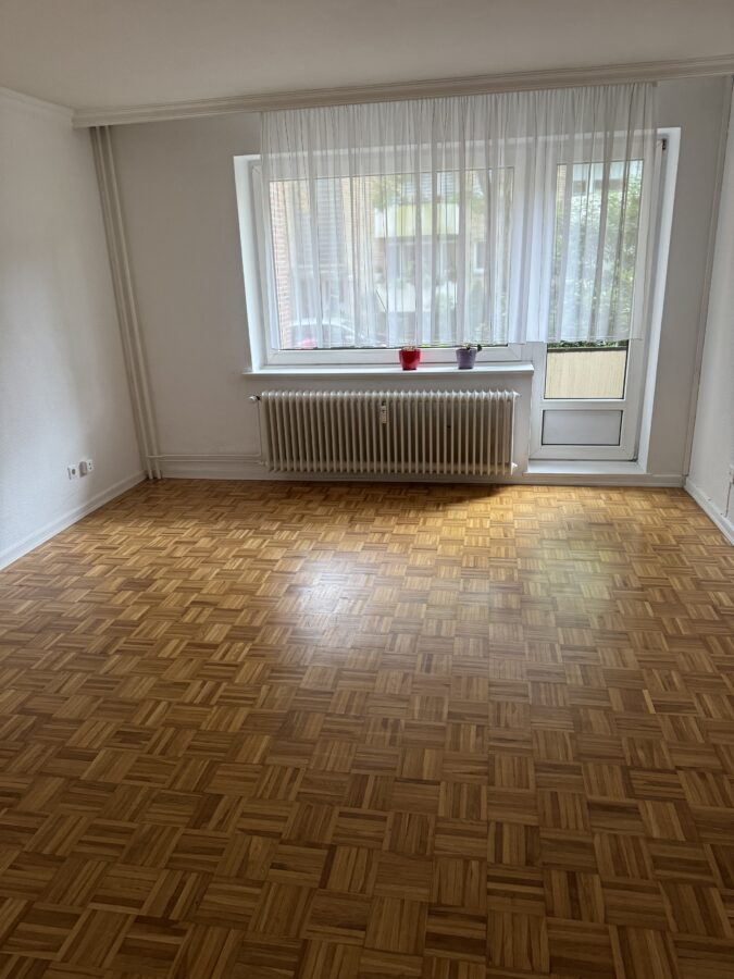 Perfekte Single- oder Pärchenwohnung! *per sofort* - Wohnzimmer