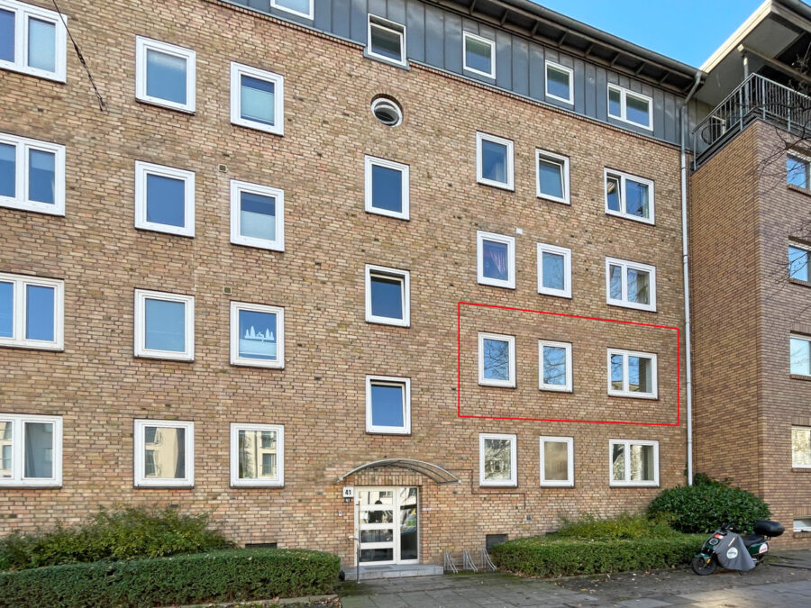 Zentral wohnen! Ideale Wohnung mit Balkon zur Gartenseite! - Außenansicht