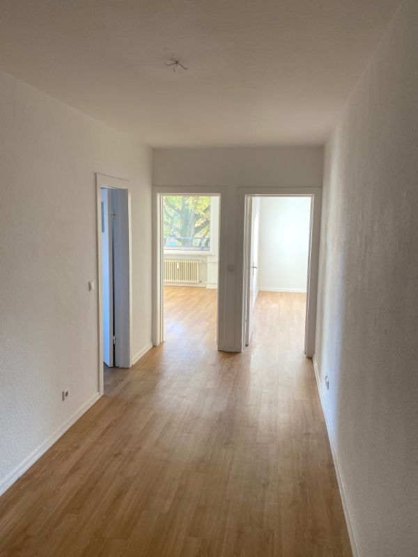 TOP geschnittene und lichtdurchflutete Single- oder Pärchenwohnung - Flur / Eingangsbereich