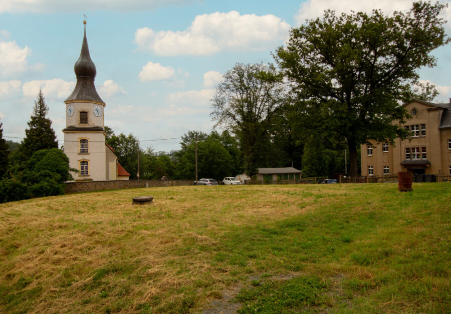 Schönes Baugrundstück in Klingenberg - Bild