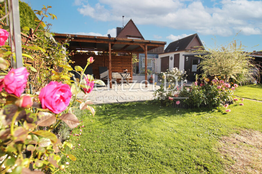 Charmantes Einfamilienhaus in ruhiger Wohngegend in Oldenburg in Holstein - Garten