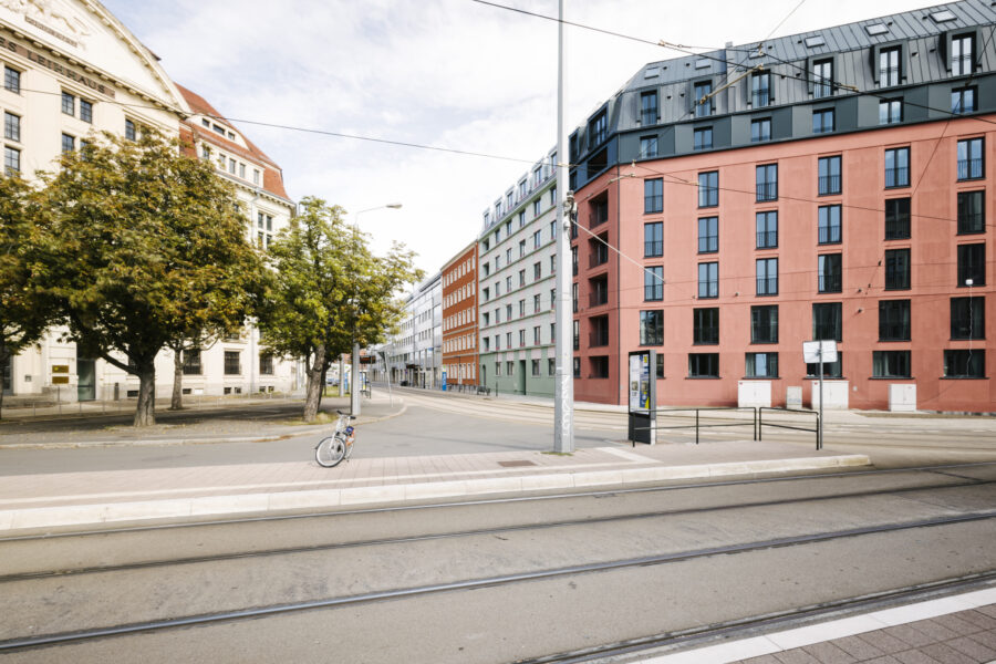 Neueröffnung! Möbliertes Apartment mit Balkon, Gym & All-In-Miete! - Bild