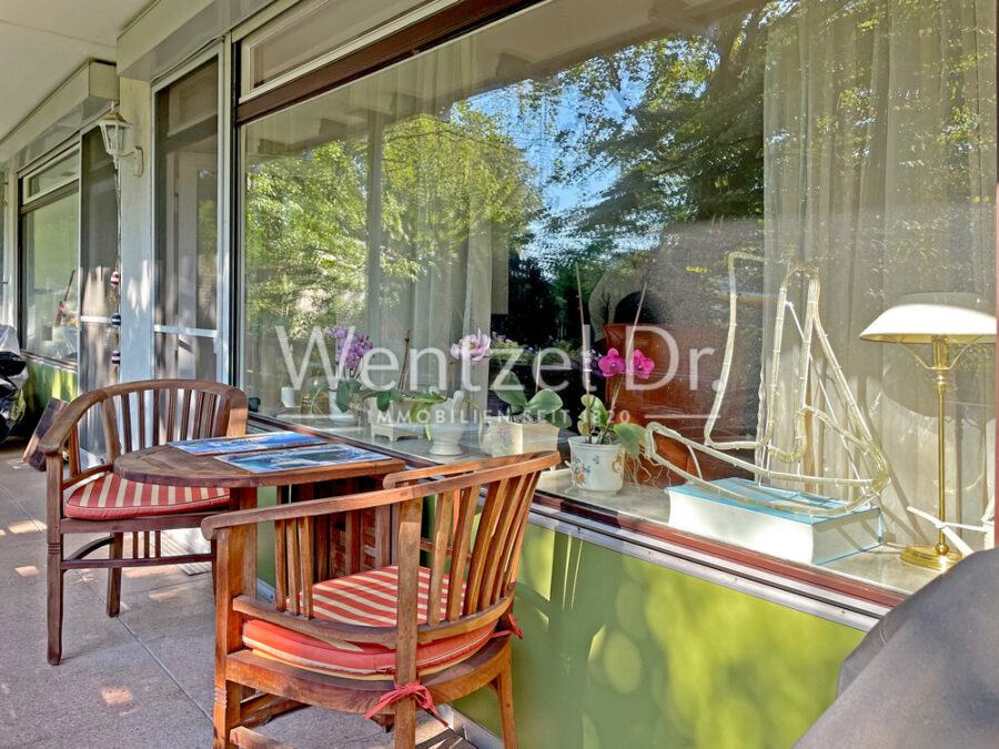 PROVISIONSFREI für Käufer - großzügige Maisonette-Whg. in Blankenese - Sitzplatz auf dem Balkon