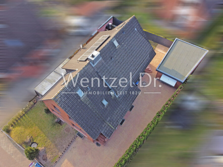 Provisionsfrei für Käufer - Alle unter einem Dach! Drei Wohneinheiten auf einen Schlag - Luftbild