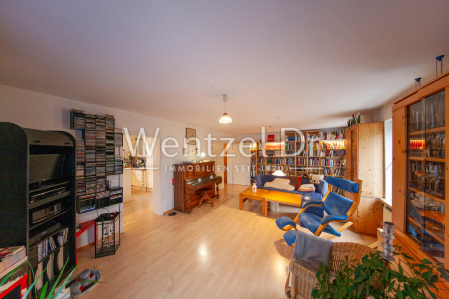 Wohnen und investieren clever vereint – Eigenheim mit zusätzlichem Mieteinnahmepotenzial! - Maisonette OG Wohnzimmer