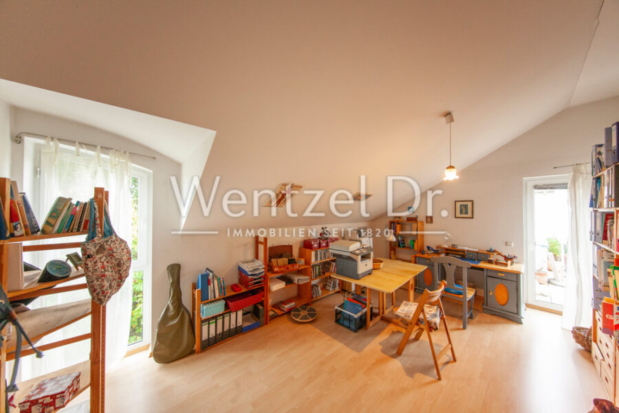 Wohnen und investieren clever vereint – Eigenheim mit zusätzlichem Mieteinnahmepotenzial! - Maisonette DG Arbeitszimmer