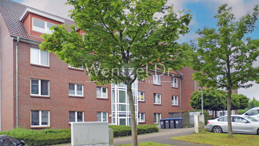 Niedliche 2- Zimmer- Wohnung mit Balkon und PKW- Stellplatz in Schwerin- Friedrichsthal ! - Ansicht