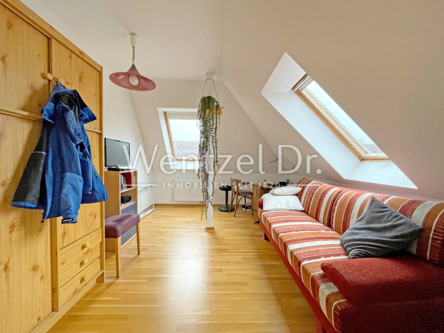 Familientraum! Sanierte 3-Zimmer-Wohnung im sanierten Altbau, nördlich der Innenstadt - Zimmeransicht