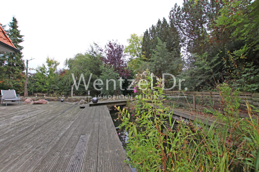 Hochwertige Erdgeschosswohnung mit Terrasse und Platzreserve im Keller - Nahe dem Hemmelsdorfer See - Terrasse