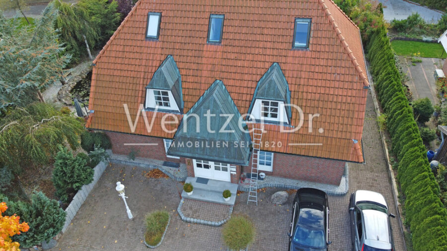 Hochwertige Erdgeschosswohnung mit Terrasse und Platzreserve im Keller - Nahe dem Hemmelsdorfer See - Luftansicht