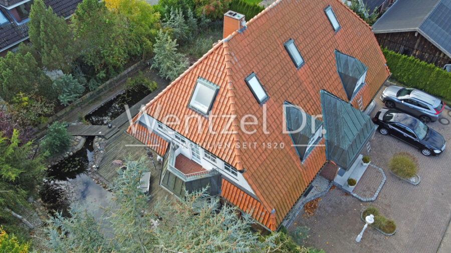 Hochwertige Erdgeschosswohnung mit Terrasse und Platzreserve im Keller - Nahe dem Hemmelsdorfer See - Luftansicht