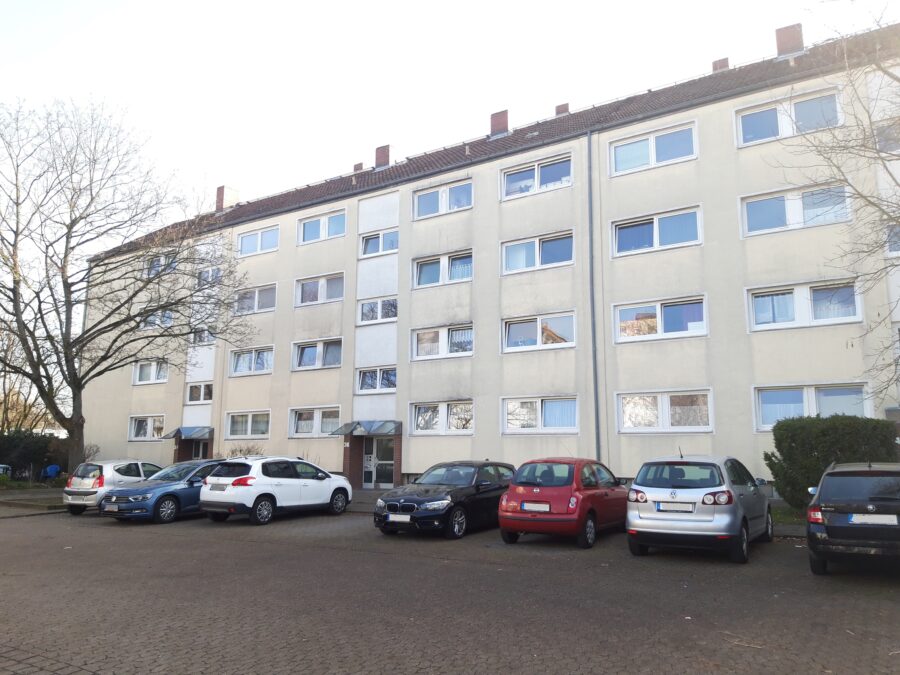 Lichtdurchflutete 3 Zimmerwohnung - Außenansicht