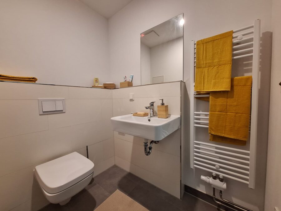 Apartment im schönen Connewitz! - Badezimmer