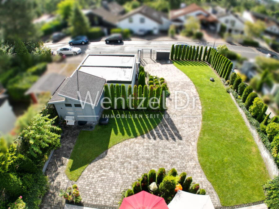 Einmalige Chance - Modernes Einfamilienhaus mit außergewöhnlicher Außenanlage in Dietzenbach! - Ansicht Garten