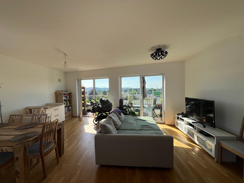 2 Zimmer Wohnung mit Dachterrasse - Wohnbereich