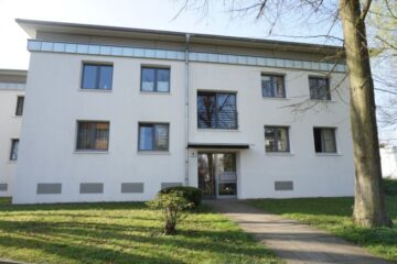 Einziehen und Wohlfühlen! Großzügige Wohnung mit Balkon, 49076 Osnabrück, Etagenwohnung