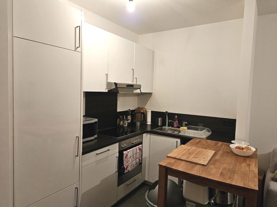 Moderne Single- oder Pärchenwohnung in Stadtparknähe - Einbauküche