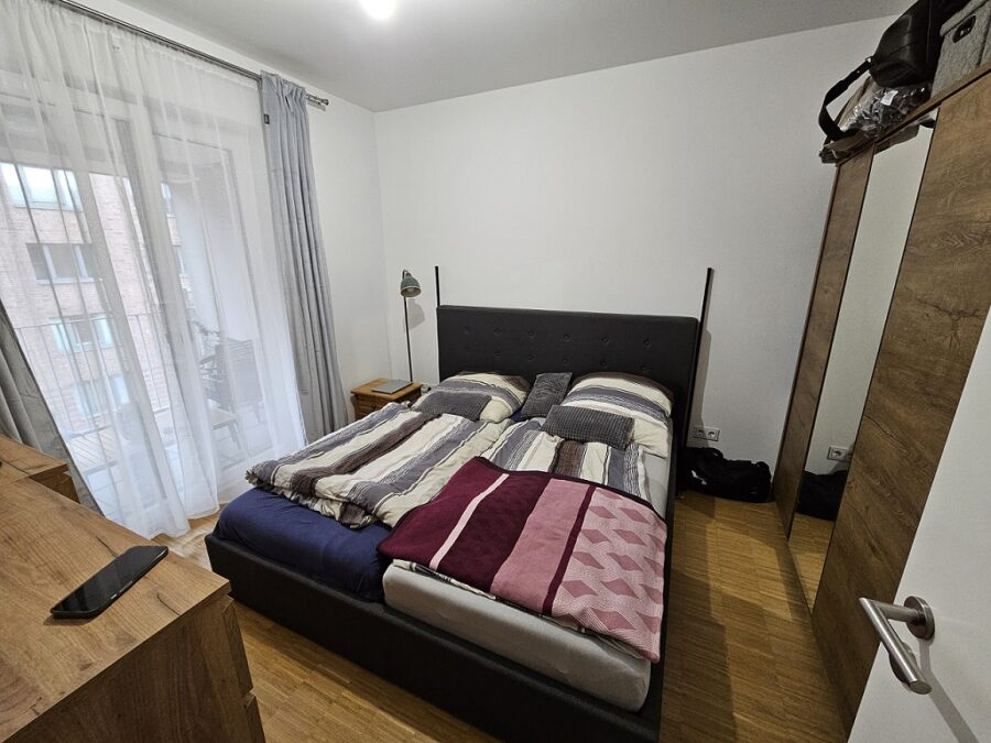 Moderne Single- oder Pärchenwohnung in Stadtparknähe - Schlafzimmer