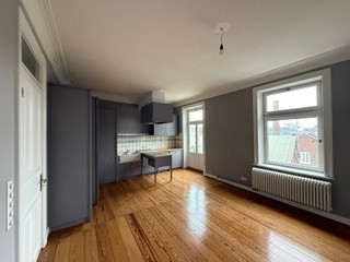 Stilvolle Altbauwohnung mit viel Charme und gr. Wohnküche!, 22763 Hamburg, Etagenwohnung